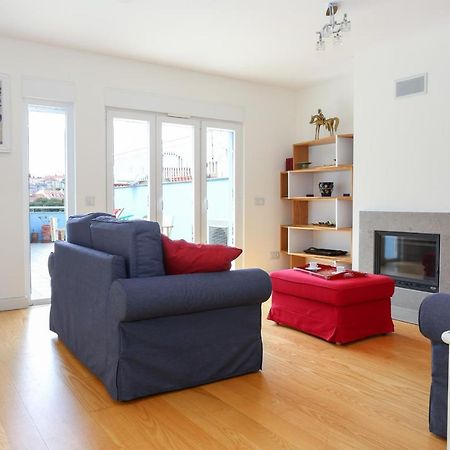 Azulejos' Charming Apartment With Terrace 2 By Lisbonne Collection 외부 사진